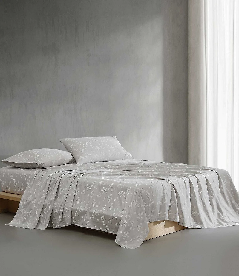 Calvin Klein White Flowers 300-Thread Count Sateen Sheet Set
