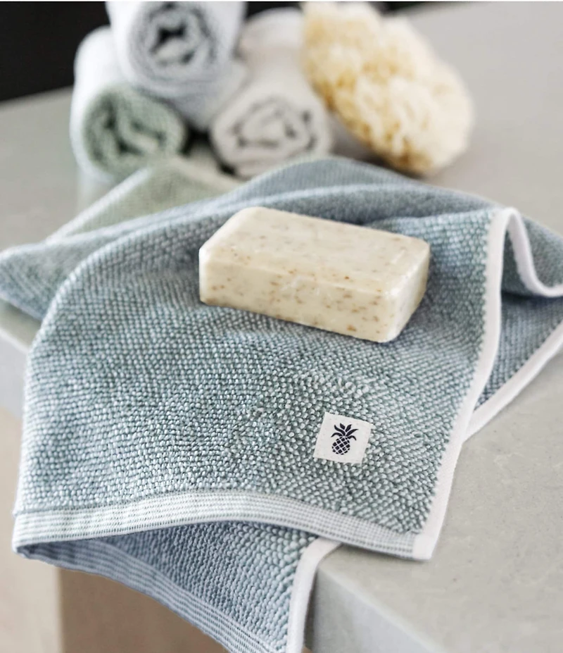 Cariloha Bamboo Two Tone Bath Towels