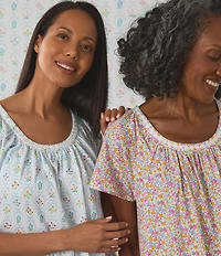 Carole Hochman Ditsy Print Short Sleeve Round Neck Jersey Knit Short Nightgown