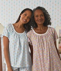 Carole Hochman Ditsy Print Short Sleeve Round Neck Jersey Knit Short Nightgown