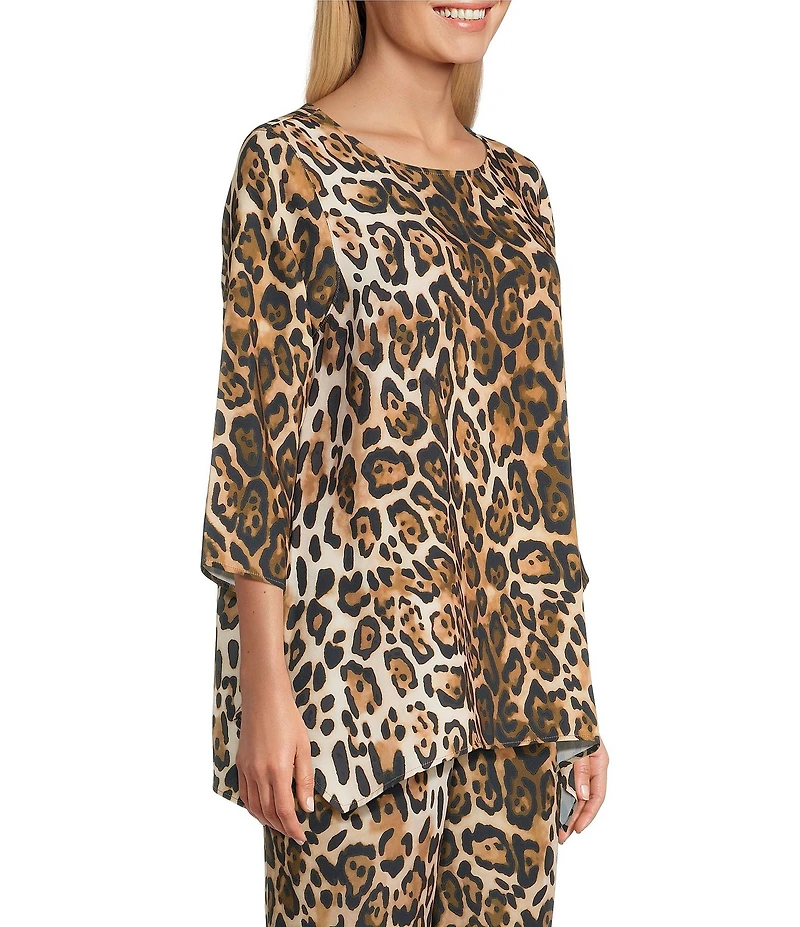 Caroline Rose Leopard Print Matte Crepe Round Neck 3/4 Sleeve Party Top