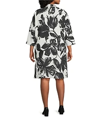 Caroline Rose Plus Size Vivianna Brushstroke Floral Print V-Neck 3/4 Sleeve Shift Dress