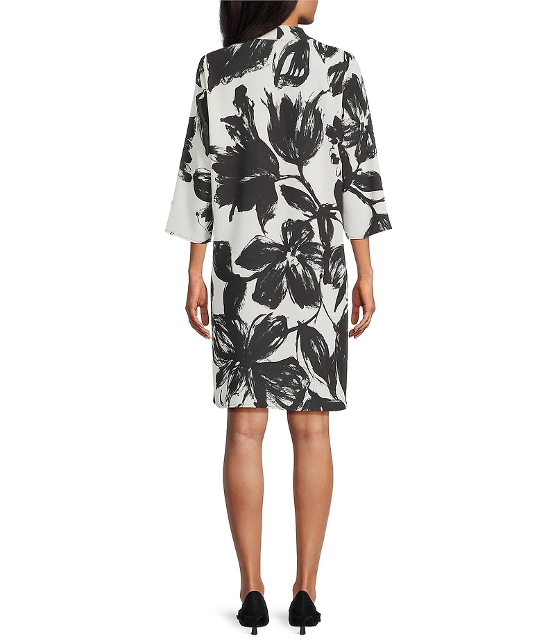 Caroline Rose Vivianna Crepe Brushstroke Floral Print V-Neck 3/4 Sleeve Shift Dress