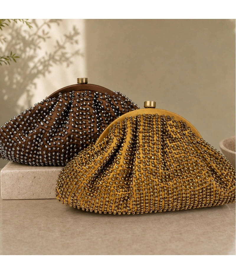 Cezanne Slinky Bead Kisslock Minaudiere Clutch