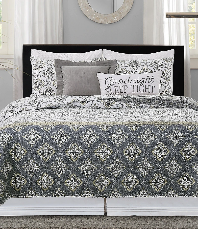 C&F Home Booker Medallion Reversible Cotton Quilt Mini Set