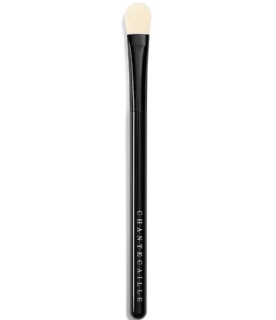 Chantecaille Shade and Sweep Eye Brush