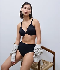 Chantelle Front Closure Molded Underwire Bra