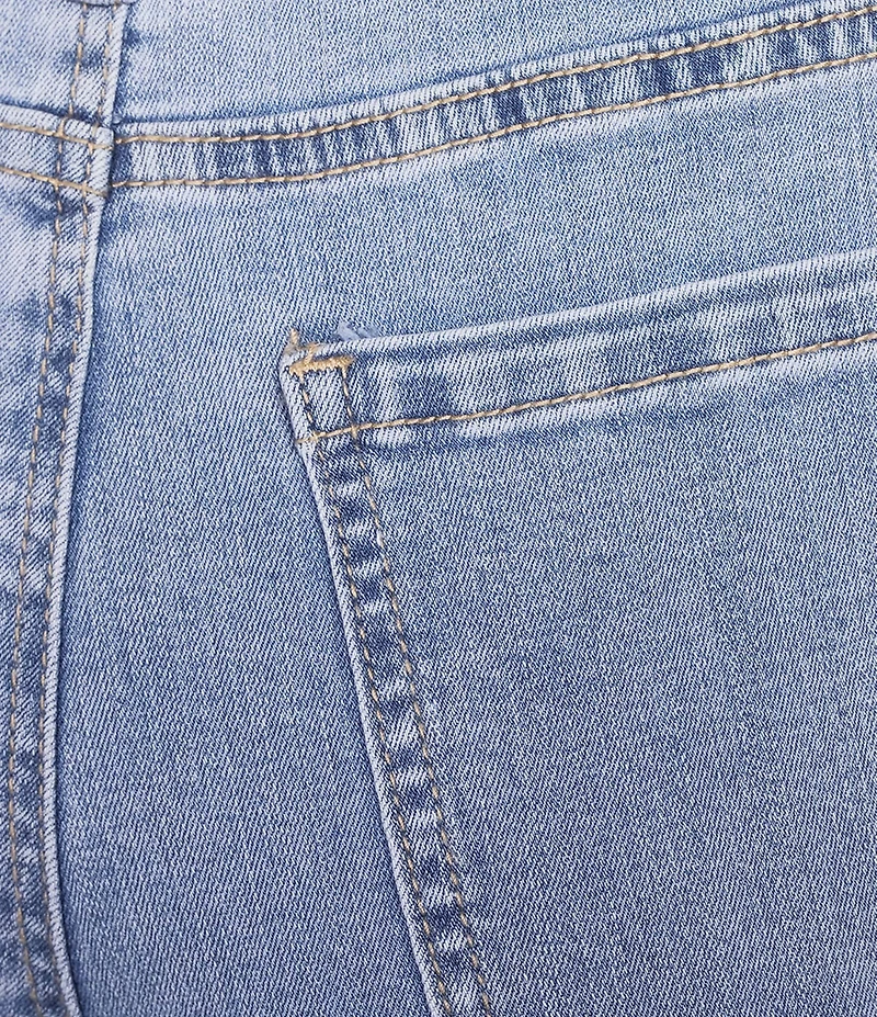 Charlie B. Stretch Denim Wide Leg Cropped Jeans