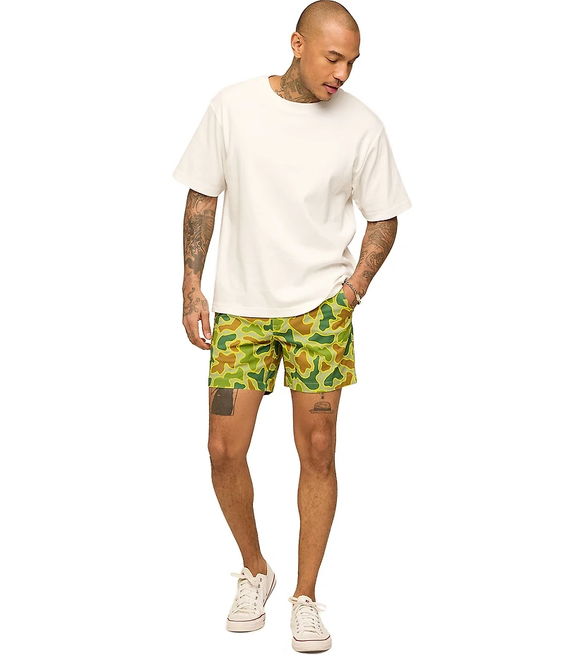 Chubbies Duck Cover 5.5#double; Inseam Shorts