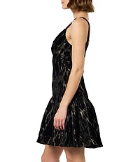 CIEBON Nova Sweetheart Neck Sleeveless Metallic Velvet Burnout Mini Dress