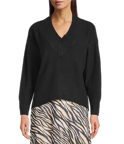 City Blues Cite V-Neck Long Sleeve Knit Sweater