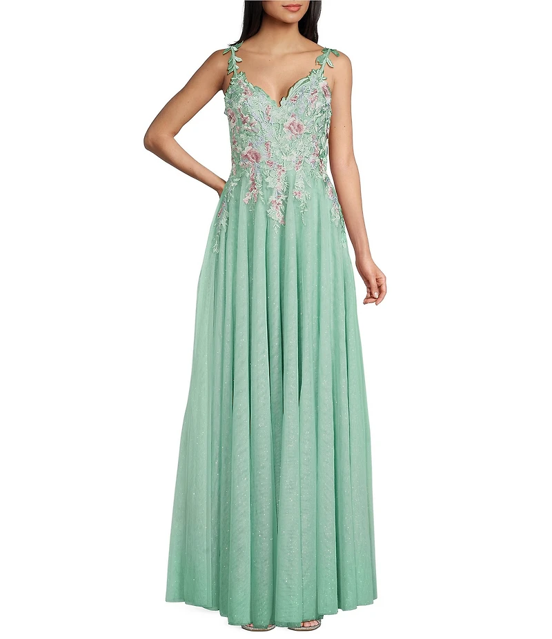 City Vibe Embroidered Applique Mesh V-Neck Lace Up Back Ballgown