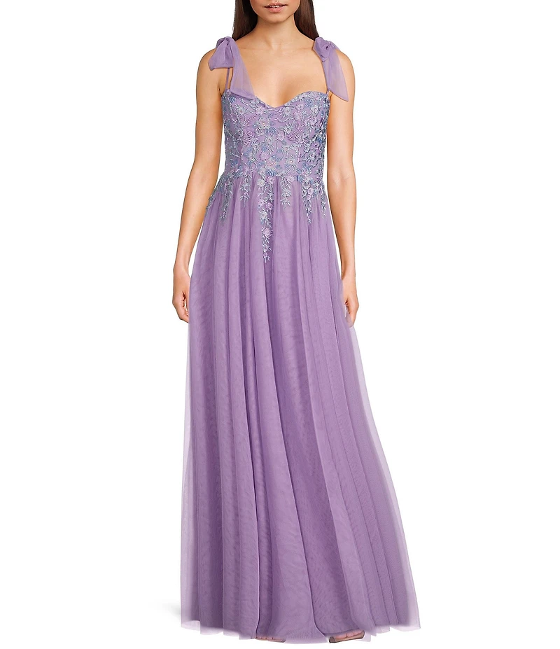 City Vibe Sweetheart Neck Spaghetti Tie Straps Embroidered Applique Bodice Side Slit Gown