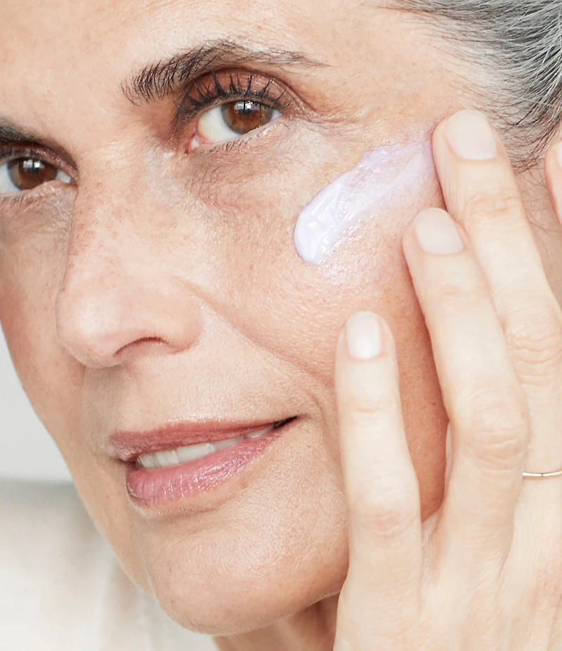 Clarins Nutri-Lumiere Revitalizing Anti-Aging & Nourishing Day Moistuizer