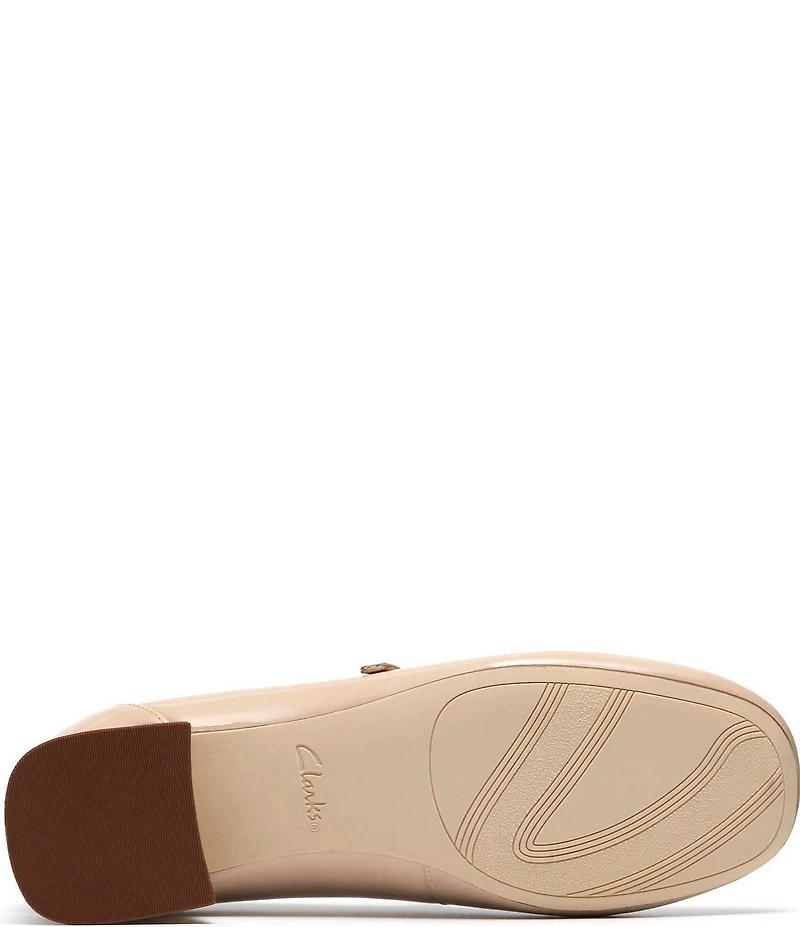 Clarks Signature Daiss 30 Bar Patent Leather Mary Jane Block Heel Pumps