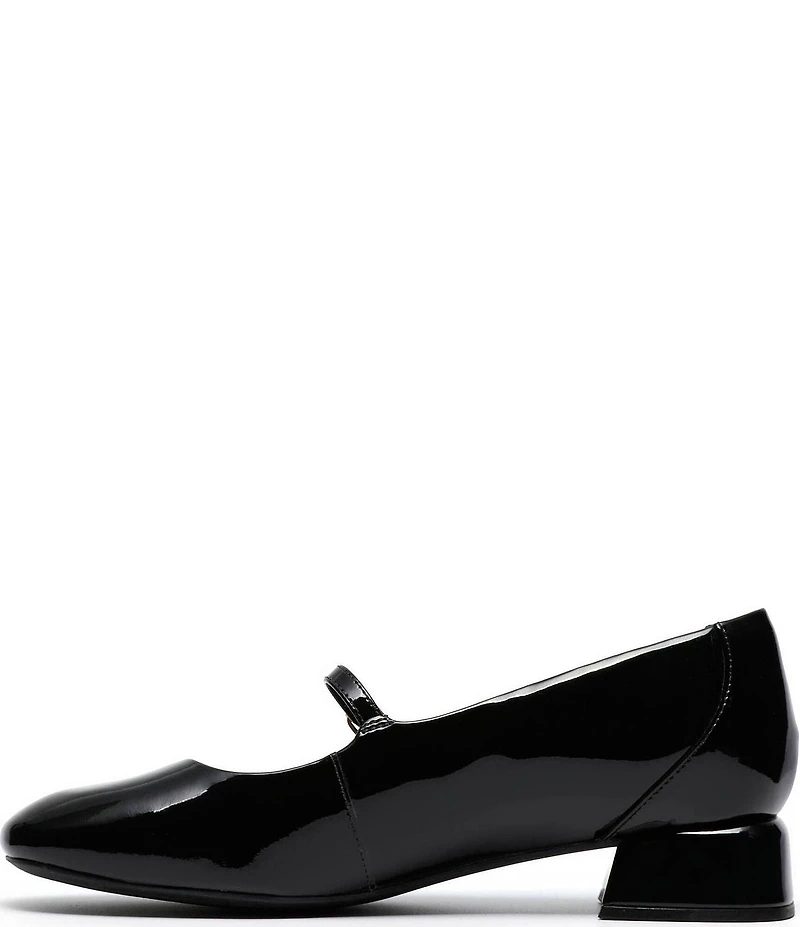 Clarks Signature Daiss 30 Bar Patent Leather Mary Jane Block Heel Pumps