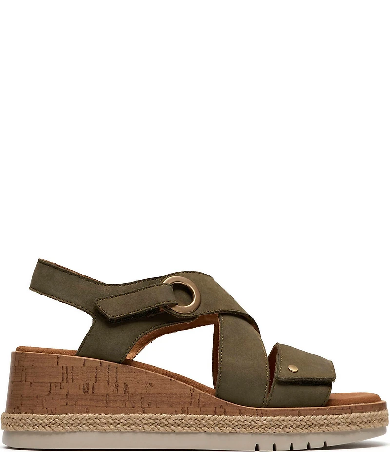 Clarks Signature Kidiki Sun Nubuck Suede Wedge Sandals