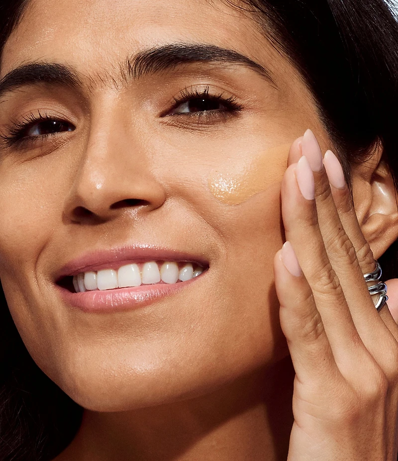 Clinique Even Better Clinical™ Vitamin Makeup Broad Spectrum SPF 45 Foundation