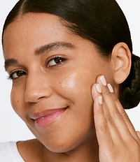 Clinique Moisture Surge™ Sheertint Hydrator Broad Spectrum SPF 25 Tinted Moisturizer