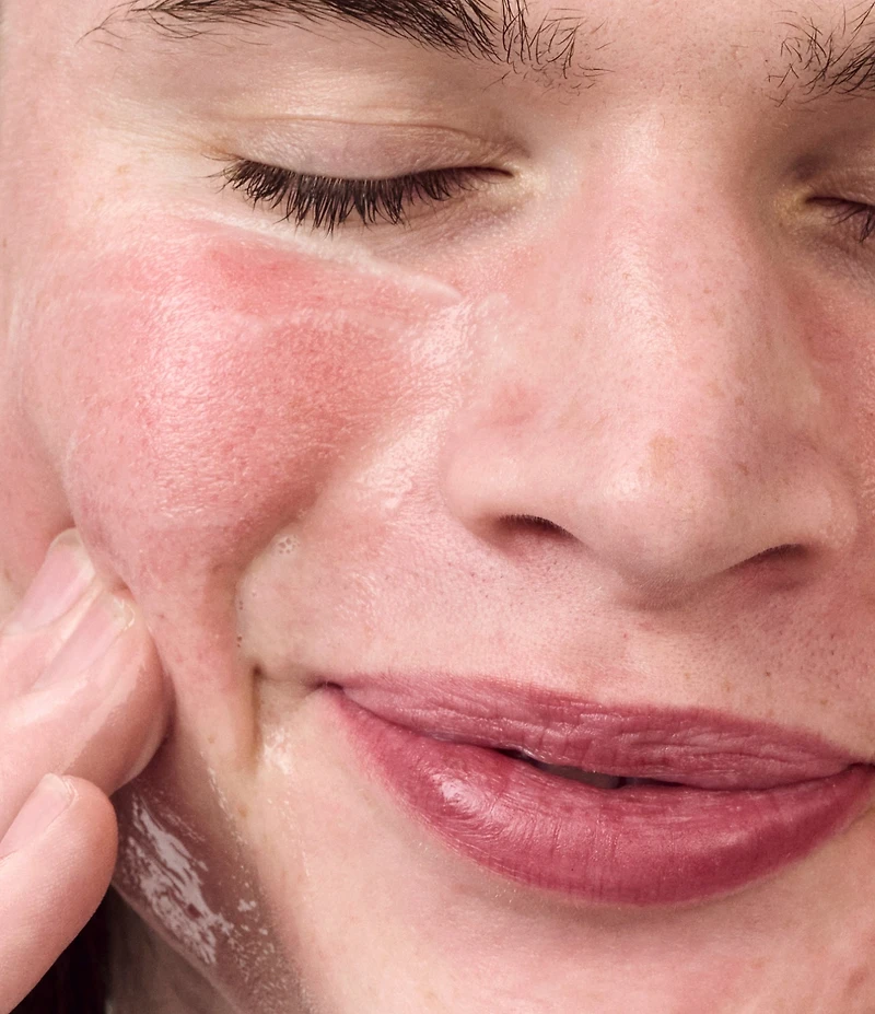 Clinique Redness Relief Skincare Set