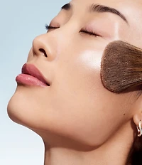 Clinique True Highlight™ Weightless Illuminator Highlighter