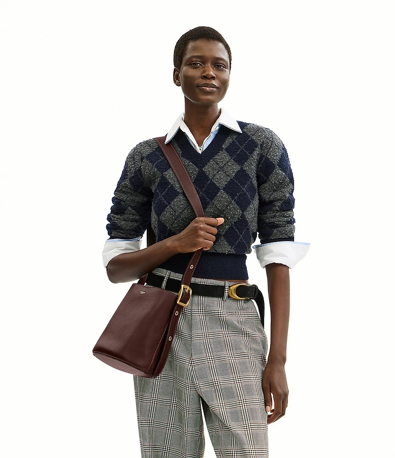 COACH Bleecker Bucket Bag 21