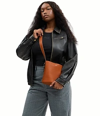 COACH Bleecker Bucket Bag 21