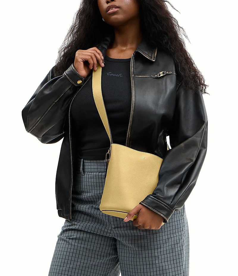 COACH Bleecker Bucket Bag 21