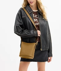COACH Bleecker Bucket Bag 21