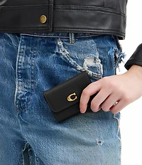 COACH Essential Card Holder Bifold Wallet