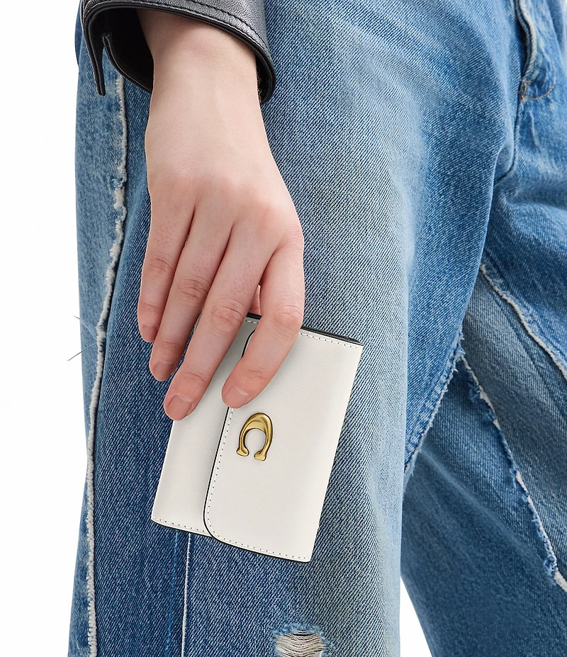 COACH Essential Card Holder Bifold Wallet