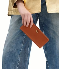 COACH Essential Slim Wallet