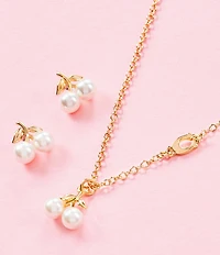 COACH Signature Pearl Cherry Short Pendant Necklace