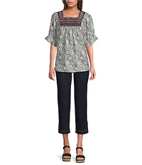 Code Bleu Petite Size Chelsea High Rise Straight Capri Jeans