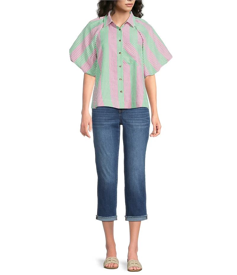 Code Bleu Petite Size Soho Mid-Rise Fray Cuff Hem Capri Jeans