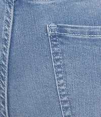 Code Bleu Plus Size Soho Mid Rise Embroidered Fray Roll-Cuff Hem Capri Jeans