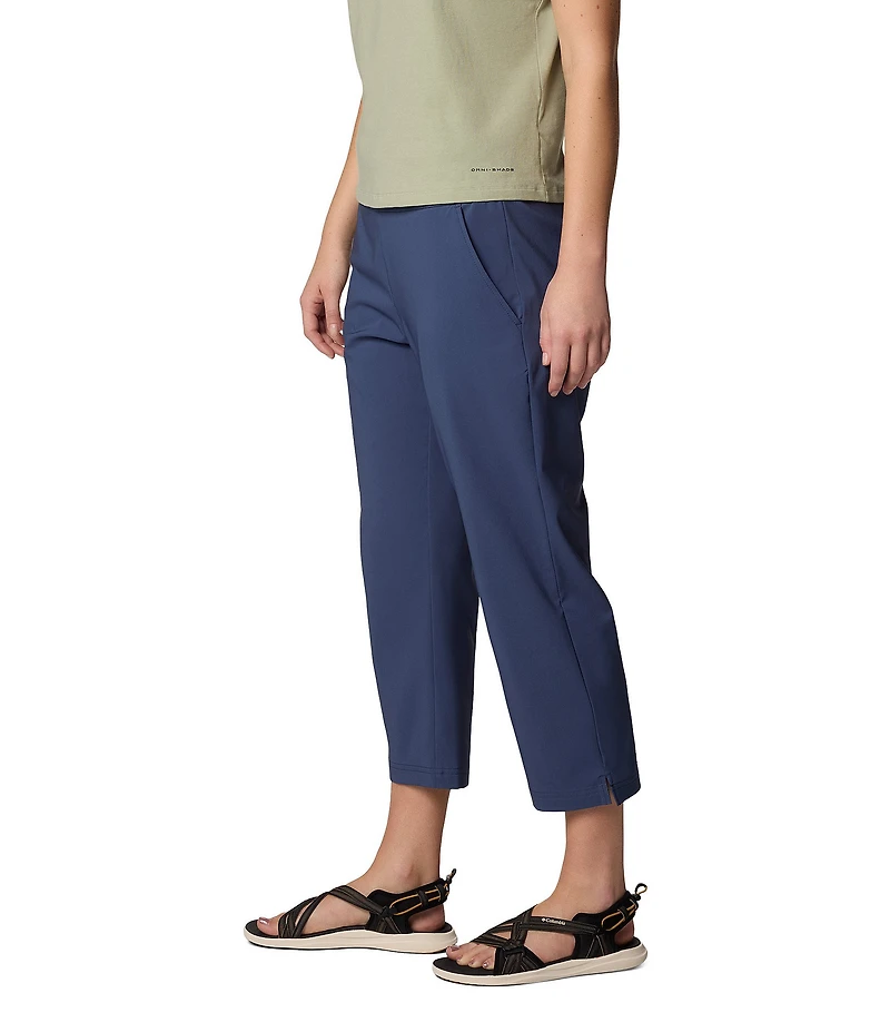 Columbia All Seasons Pull-On Slim Leg Capri Pants