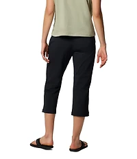 Columbia All Seasons Pull-On Slim Leg Capri Pants