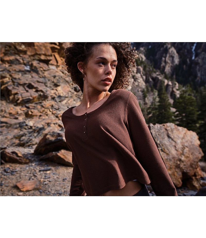 Columbia Brea Falls Grid Scoop Neck Long Sleeve Henley Shirt