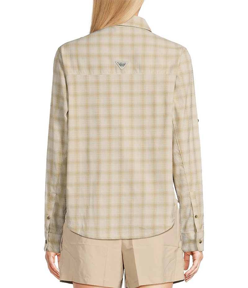 Columbia Women's PFG Wildcast Performance Yarn Dye Plaid Print Long Sleeve Button Front Shirt