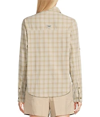 Columbia Women's PFG Wildcast Performance Yarn Dye Plaid Print Long Sleeve Button Front Shirt