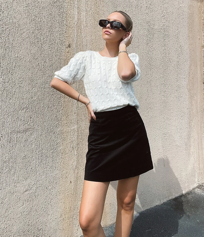 Copper Key Pearled Short Sleeve Sweater