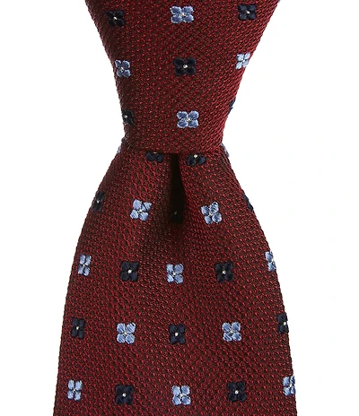 Cremieux Bennett Flower/Medallion Pattern 3.125#double; Silk Tie