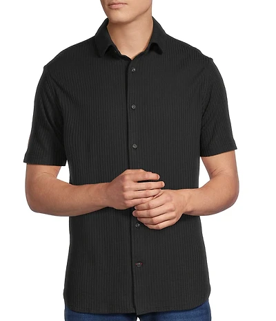 Cremieux Blue Label Solid Seersucker Short Sleeve Button Front Shirt