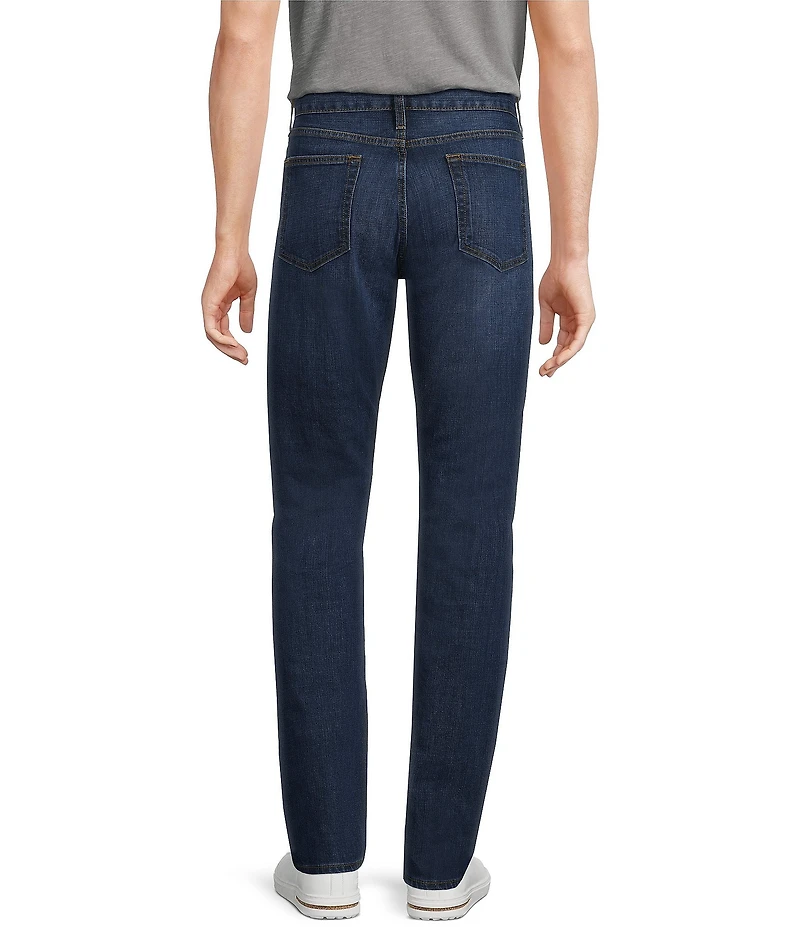 Cremieux Premium Denim Relaxed Straight Fit Medium Wash Stretch Jeans