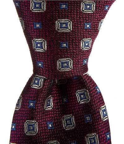 Cremieux Kaiden Medallion 3 3/8#double; Woven Silk Tie