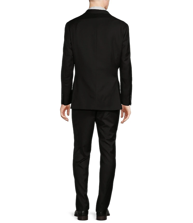 Cremieux Modern Fit Flat Front Solid Pattern 2-Piece Suit