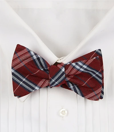 Cremieux Nicholas Plaid Woven Silk-Blend Bow Tie