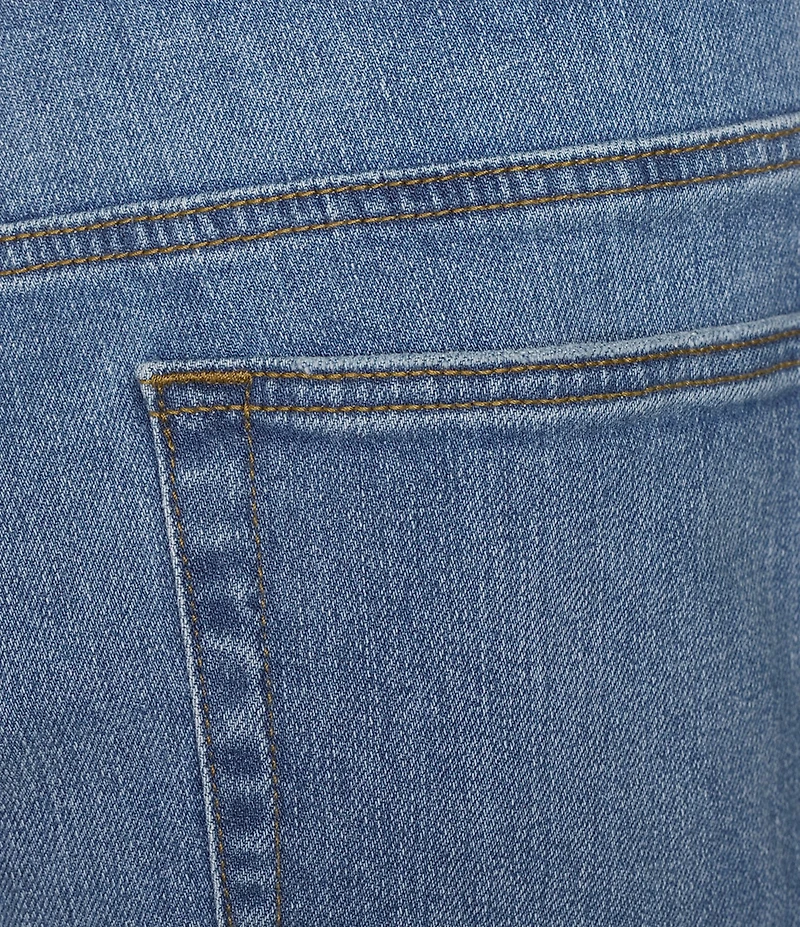 Cremieux Premium Denim Relaxed Straight Fit Stretch Jeans