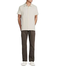 Cremieux Premium Denim Relaxed Straight Stretch Jeans